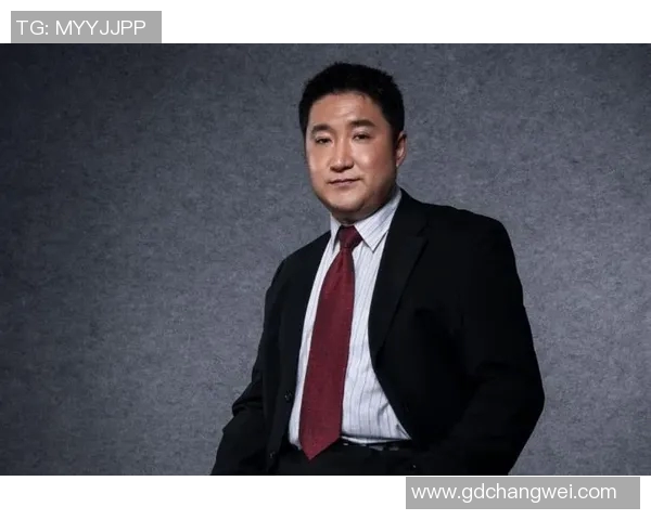 王强谈羽毛球生涯：从青涩少年到世界冠军的奋斗历程