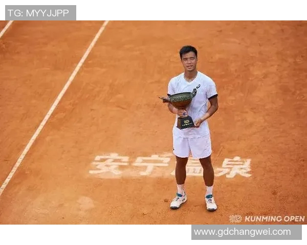 深圳网球队以89分稳居杯赛积分榜首位展现强劲实力