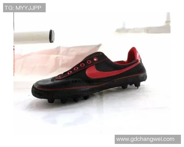 足球明星脚下的传奇鞋履探索与背后的故事揭秘 足球明星脚下的传奇鞋履探索与背后的故事揭秘