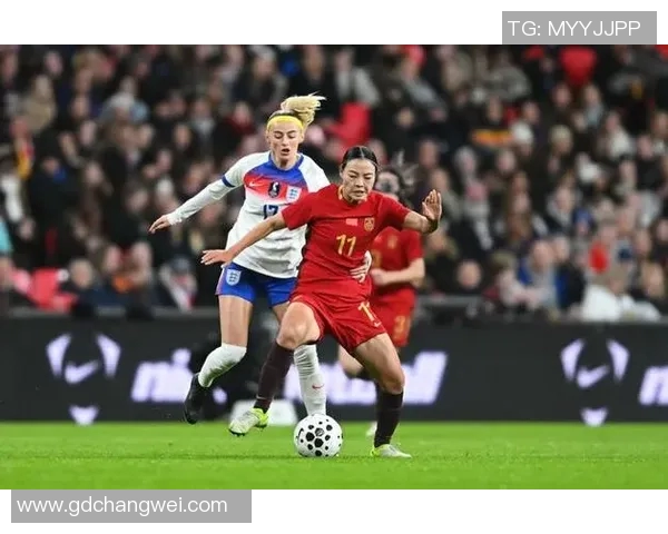 变装足球明星精彩瞬间合集让你大开眼界的足球魅力变换秀 变装足球明星精彩瞬间合集让你大开眼界的足球魅力变换秀